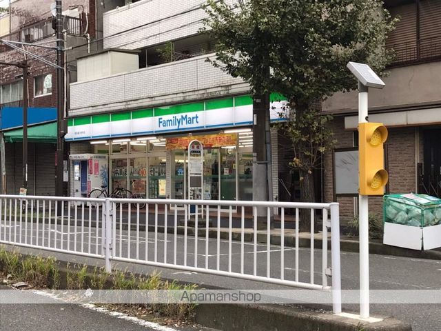 コンビニ　ファミリーマート和田屋万世町店（コンビニ）まで150m