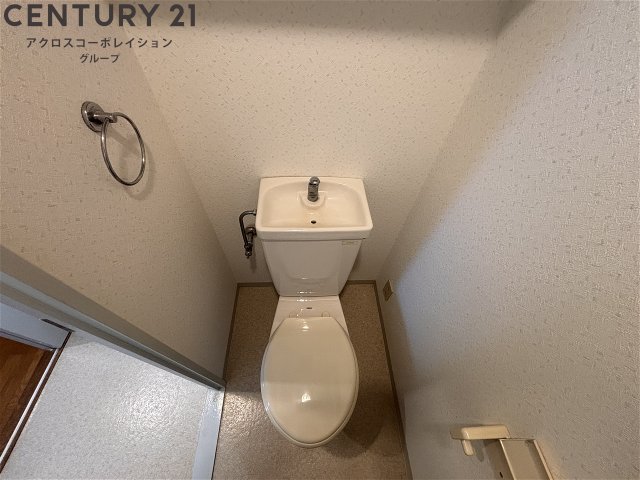トイレ　コンパクトで使いやすいトイレです