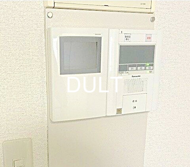 セキュリティ　モニター付きインターホンです。