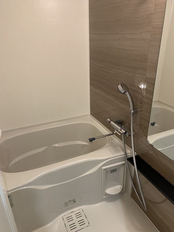 バス・シャワールーム　☆ゆったりくつろげるお風呂☆