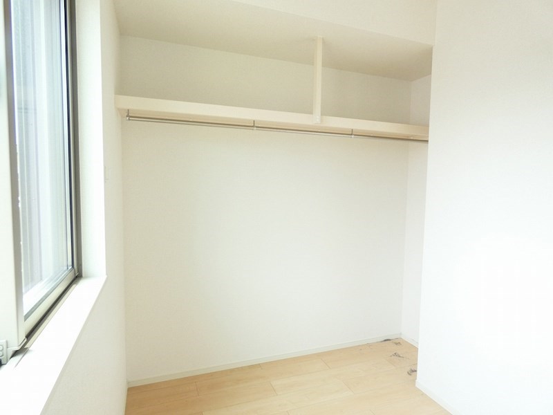 収納　※別部屋参考写真です※
