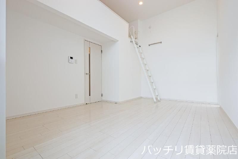 居室・リビング　同型イメージの為、現状を優先致します。