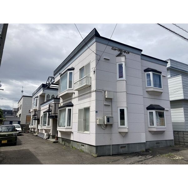 建物外観　落ち着いた雰囲気の外観です