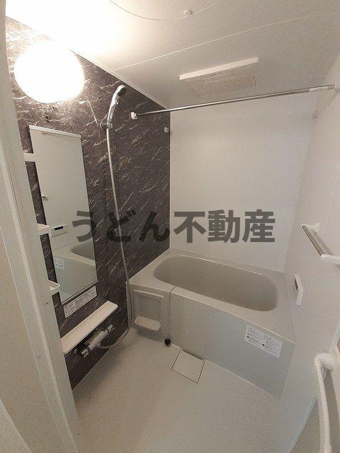 バス・シャワールーム　うどん県のお部屋探しはうどん不動産へ うどんちゃんとLINE