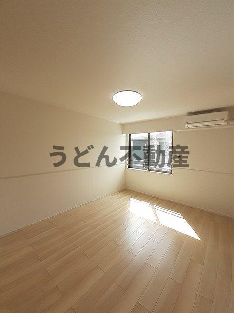 居室・リビング　うどん県のお部屋探しはうどん不動産へ うどんちゃんとLINE