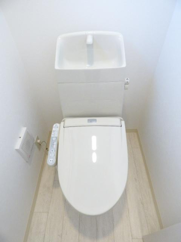 トイレ　※写真は他号室です