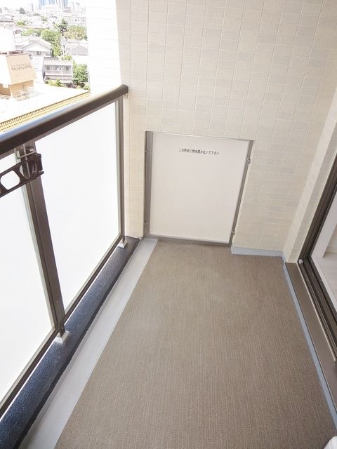 バルコニー　★晴れた日にはバルコニーでお洗濯干し★