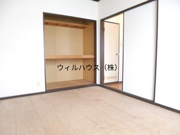 収納　和室６帖の押し入れです！