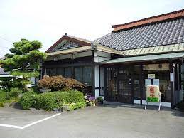 飲食店　めん処丸加（飲食店）まで108m
