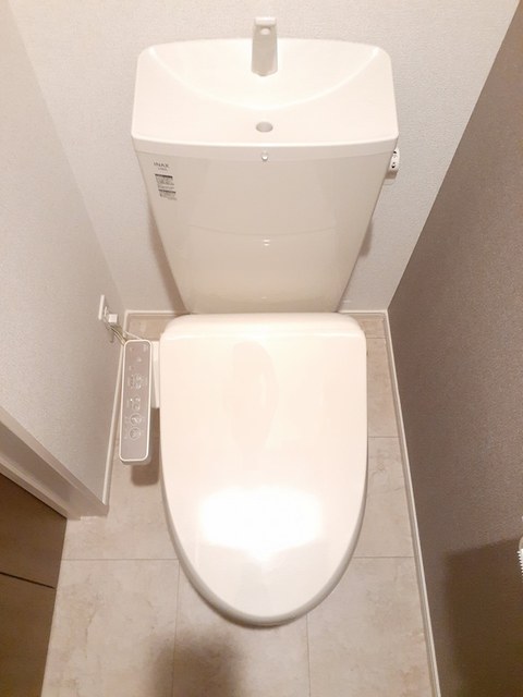 トイレ　図面と現状に相違がある場合には現状を優先
