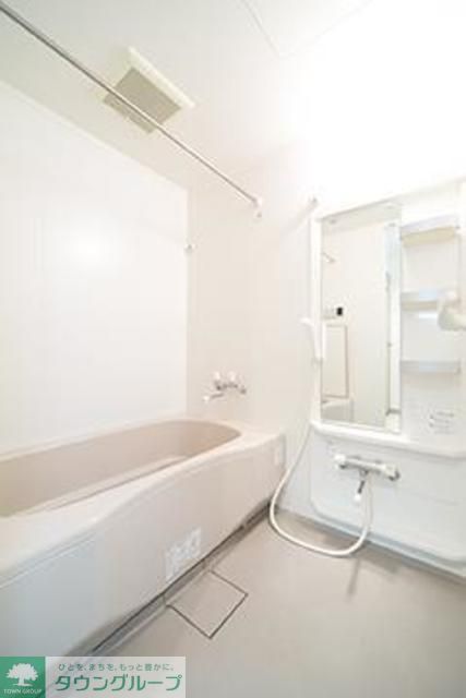 バス・シャワールーム　※写真は同タイプ住戸です。