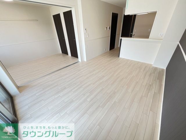 居室・リビング　お問合せはタウンハウジングまで！※現地待合わせ相談可能