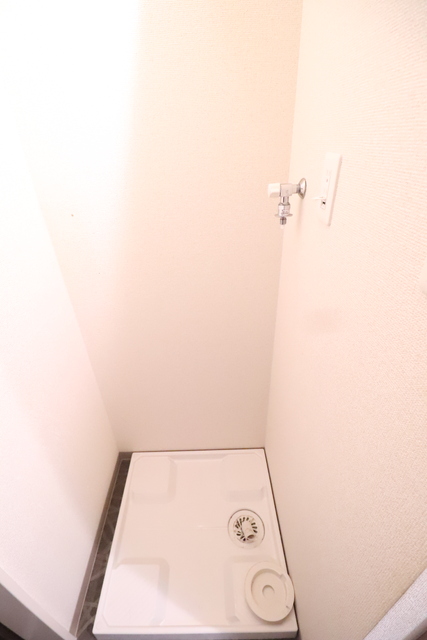 その他　室内洗濯機置き場です。