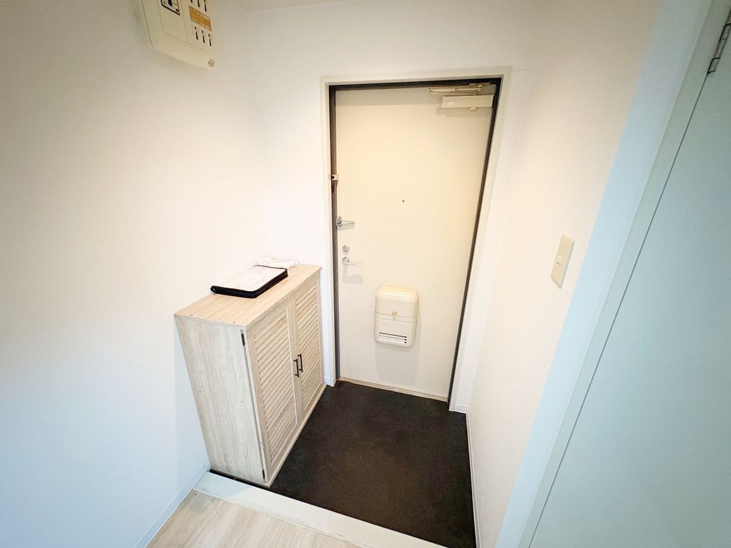 玄関　設備