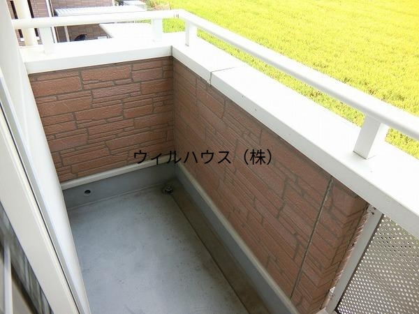 バルコニー　明るいバルコニー！