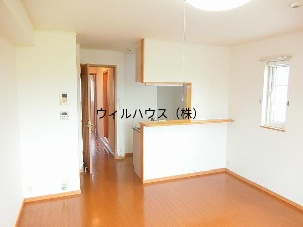 居室・リビング　人気のカウンターキッチン！