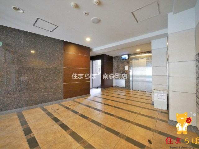 エントランス　共用部の印象も大切に