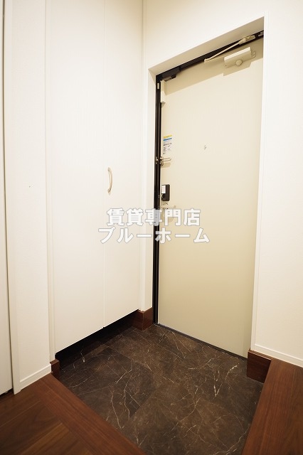 玄関　綺麗な玄関スペース！