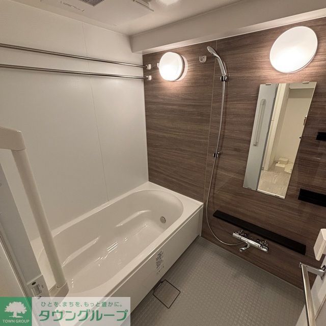 バス・シャワールーム　※写真は同タイプ住戸です。