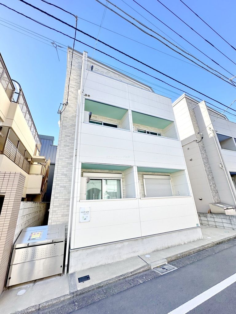 建物外観　新築工事中