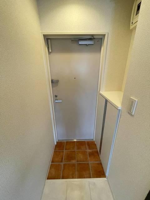 玄関　?