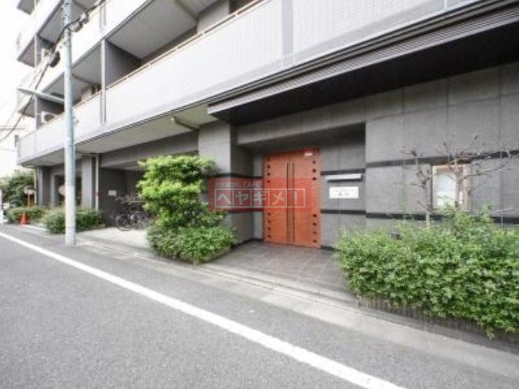 エントランス　外観