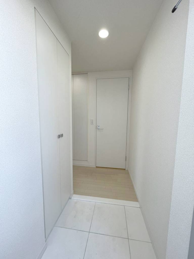 玄関　別タイプ部屋　参考写真です