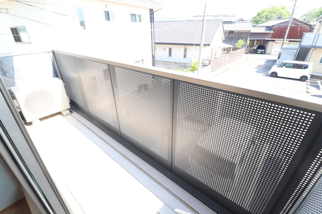 バルコニー　バルコニー