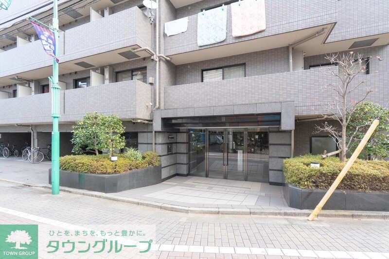 エントランス　部屋探しは株式会社　タウンハウジング　までお気軽にお問合せ…
