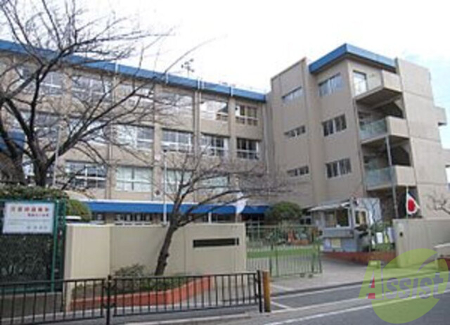 小学校　摂津市立鳥飼北小学校（小学校）まで130m