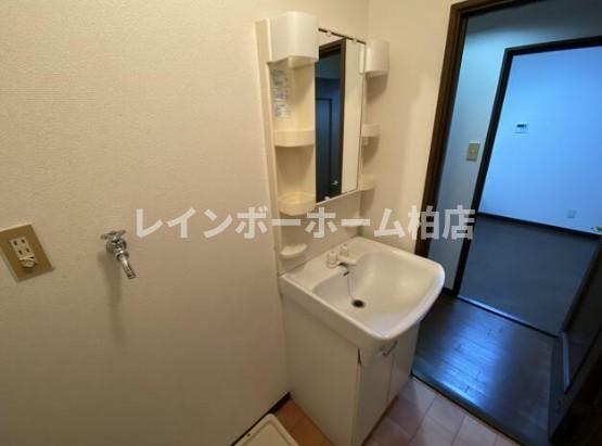 洗面設備　洗面所です