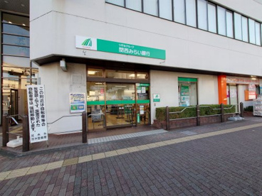 銀行　関西みらい銀行 南茨木支店（銀行）まで215m