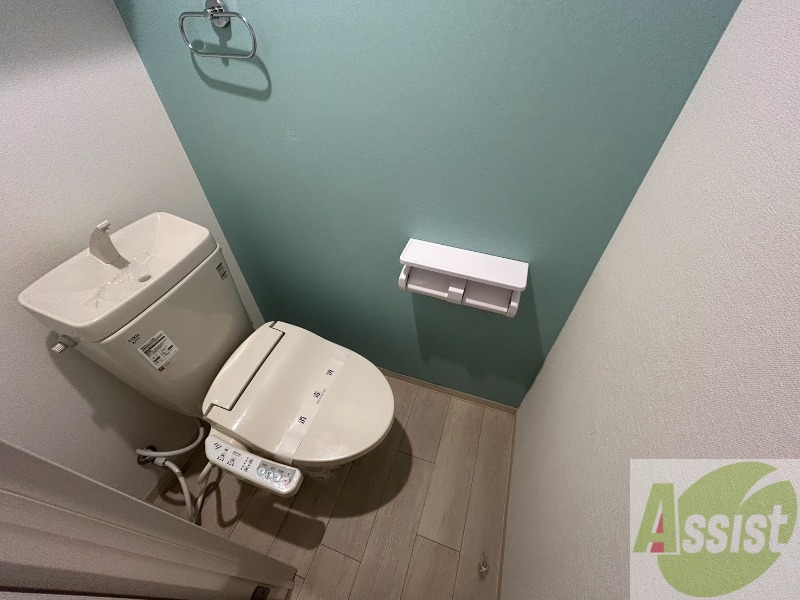 トイレ　こちらはトイレです。清潔感があり、安心して使用できます。