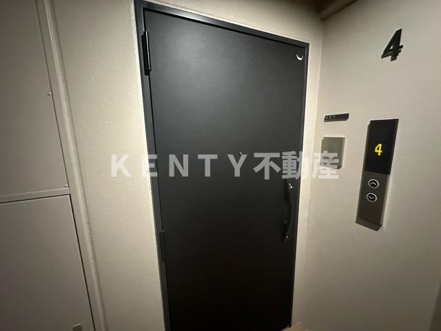 玄関　落ち着いた玄関です