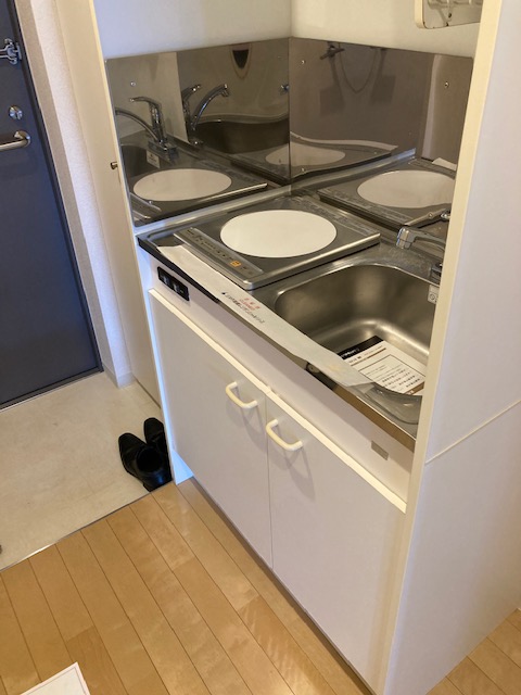 キッチン　反転タイプのお写真です