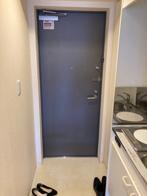 玄関　反転タイプのお写真です