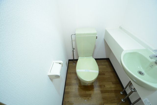 トイレ　バストイレ別でおすすめです☆