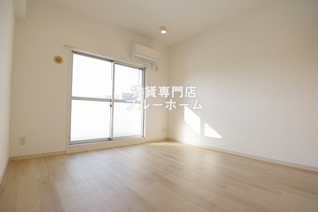 その他部屋・スペース　洋室8帖！