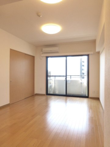 居室・リビング　居室※別部屋参考写真
