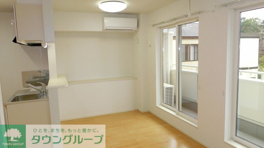 居室・リビング　現地待ち合わせ歓迎♪お問合せはタウンハウジング千葉店まで！