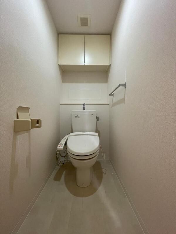 トイレ　別号室参考写真