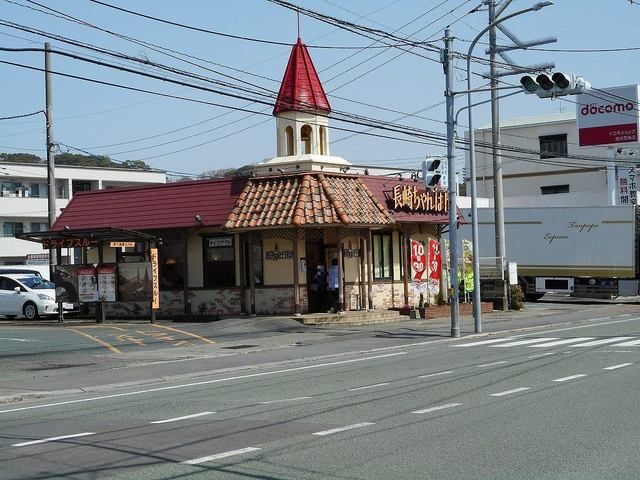 飲食店　リンガーハット田崎店（飲食店）まで1100m