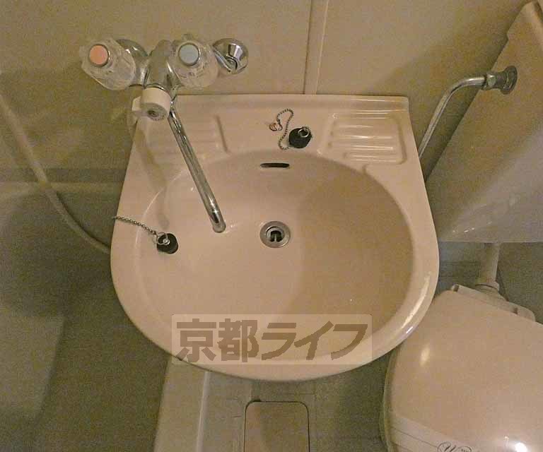 洗面設備　使いやすそうな洗面です。