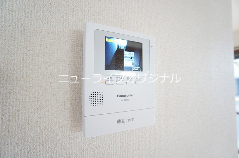 セキュリティ　突然の来客にも安心なモニター付インターホン！