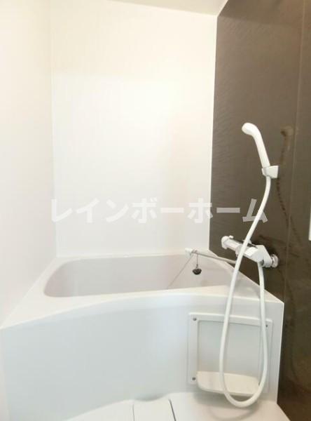 バス・シャワールーム　日々の疲れを癒すお風呂付です