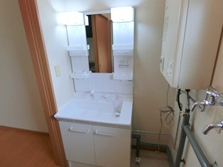 洗面設備　同タイプ内観です