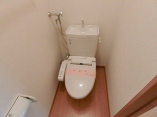 トイレ　同タイプ内観です