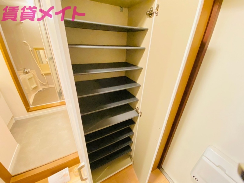 収納　別部屋参考写真