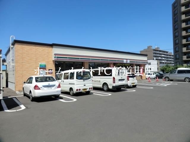 コンビニ　セブンイレブン札幌北26条店（コンビニ）まで271m