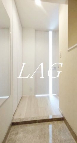 玄関　玄関です。